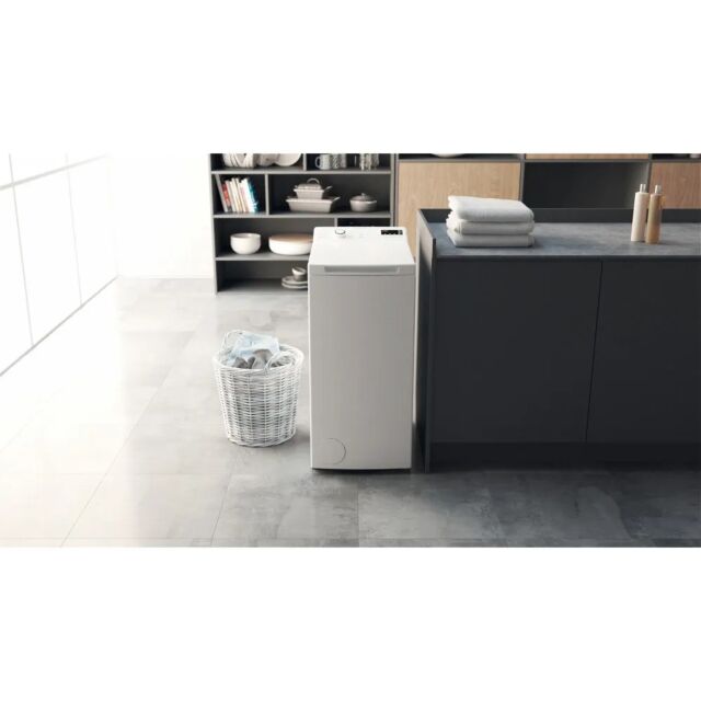 Hotpoint WMTF 722U UK N 7kg Top Loading W/Machine