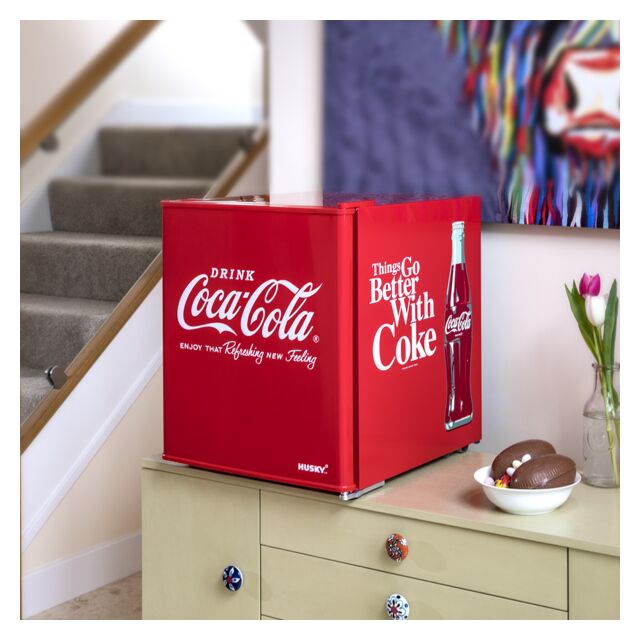 Husky HUS-EL196-HU-E Red Coca Cola Mini Fridge